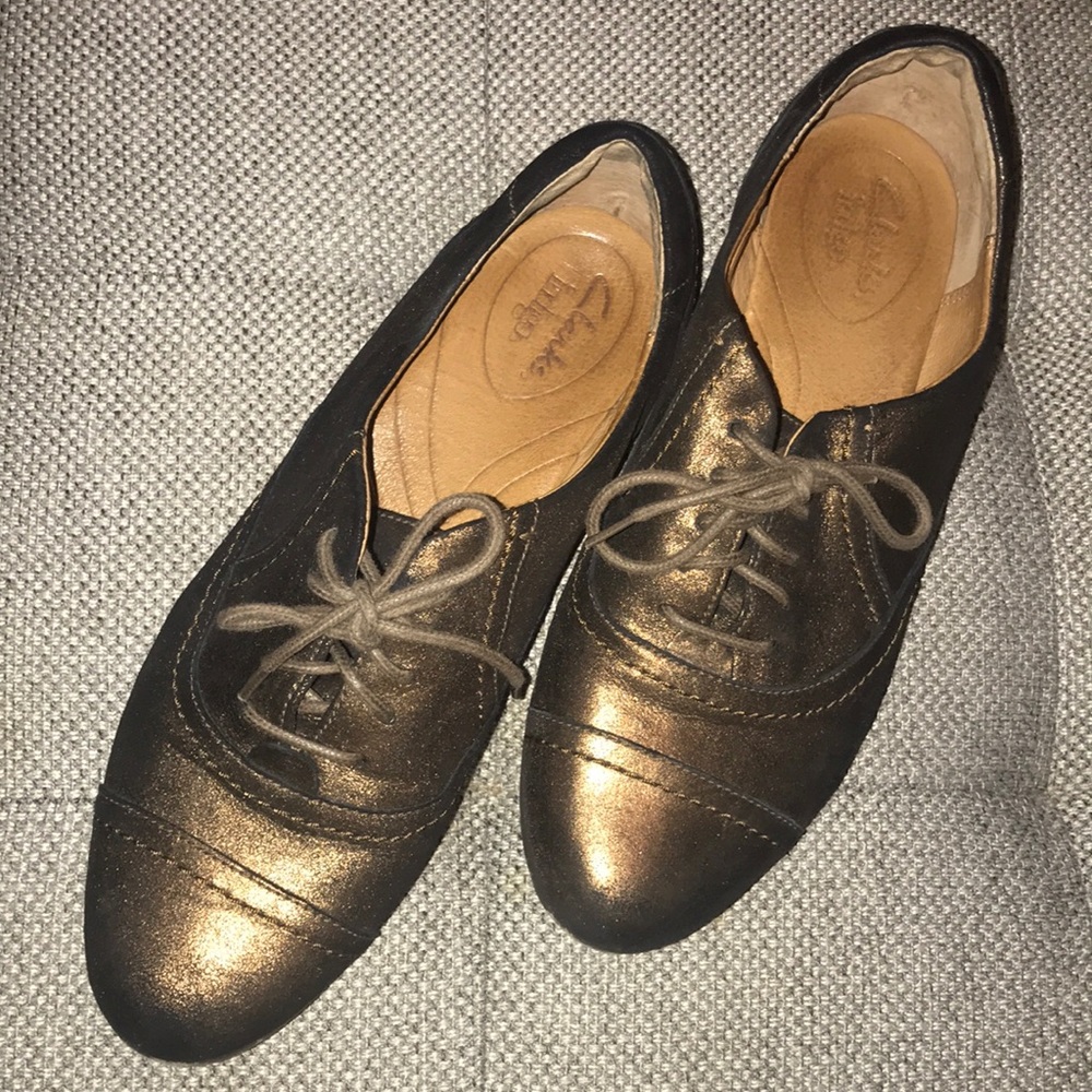 Gold/Bronze shoes
